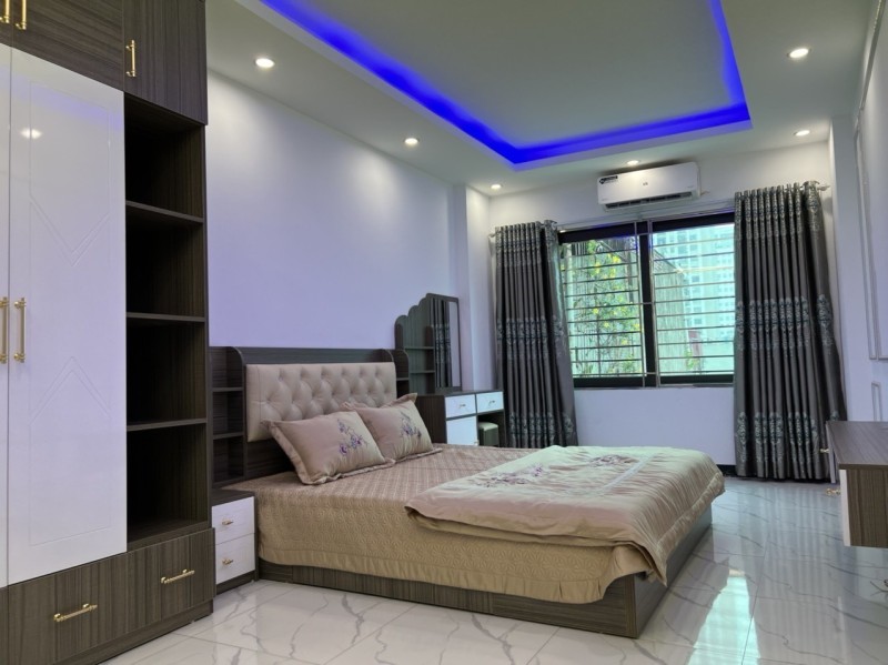 Hiếm nhà Thái Hà 44m2  4 tầng, nhà đẹp ở ngay, 3 bước ra phố, ngõ thông nhiều hướng, lh 0966037496 13707536