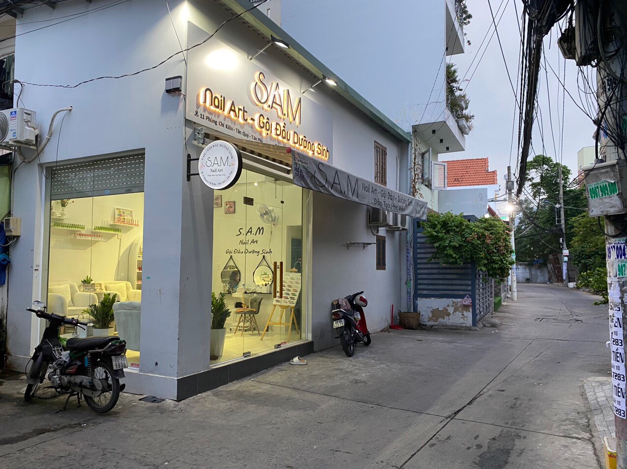 CẦN SANG NHƯỢNG LẠI MẶT BẰNG CĂN GÓC 13711598