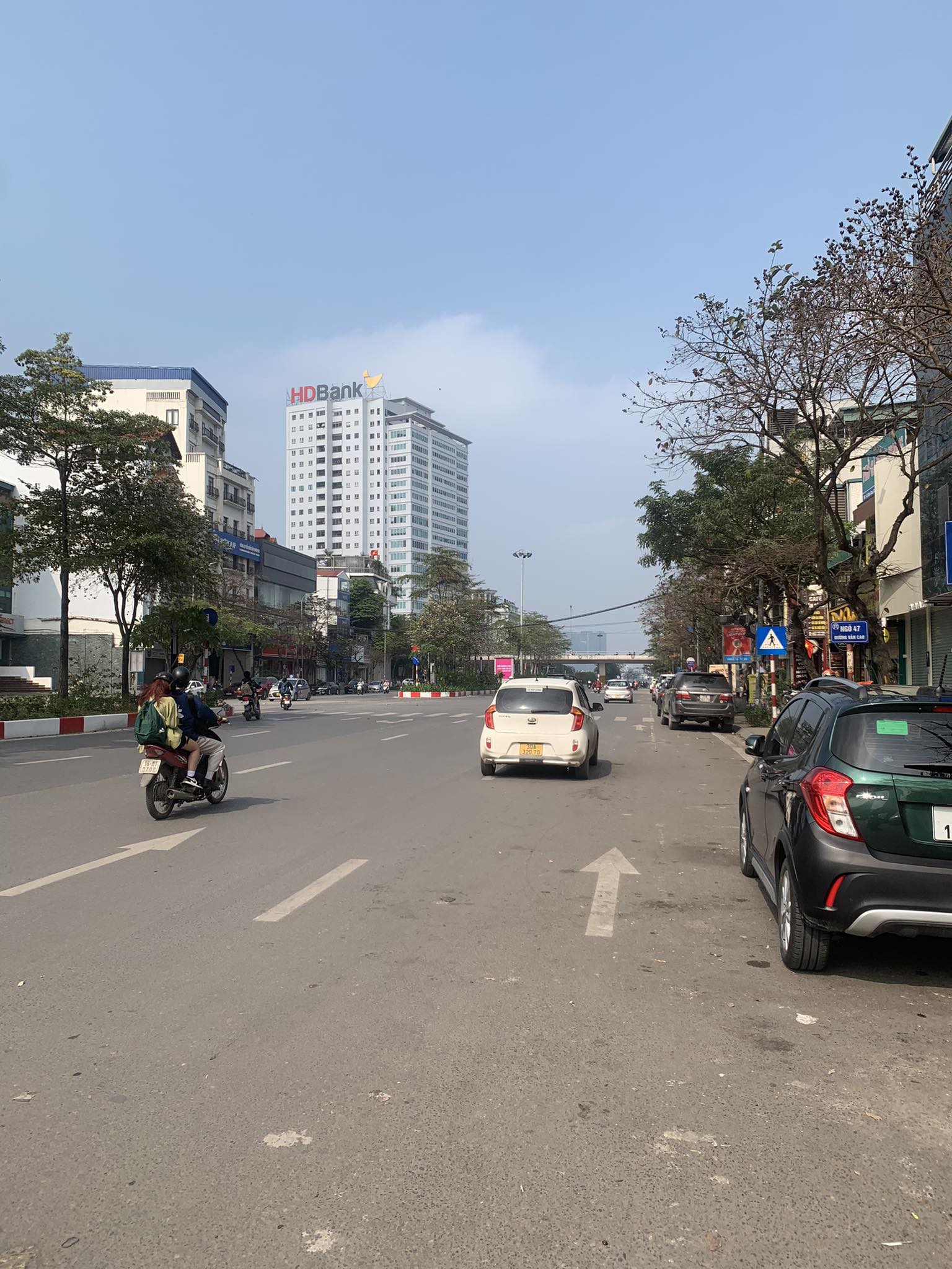 bán nhà C4 Văn Cao-Ba Đình 176m, mặt tiền 9.5m, ôtô tránh 13712452