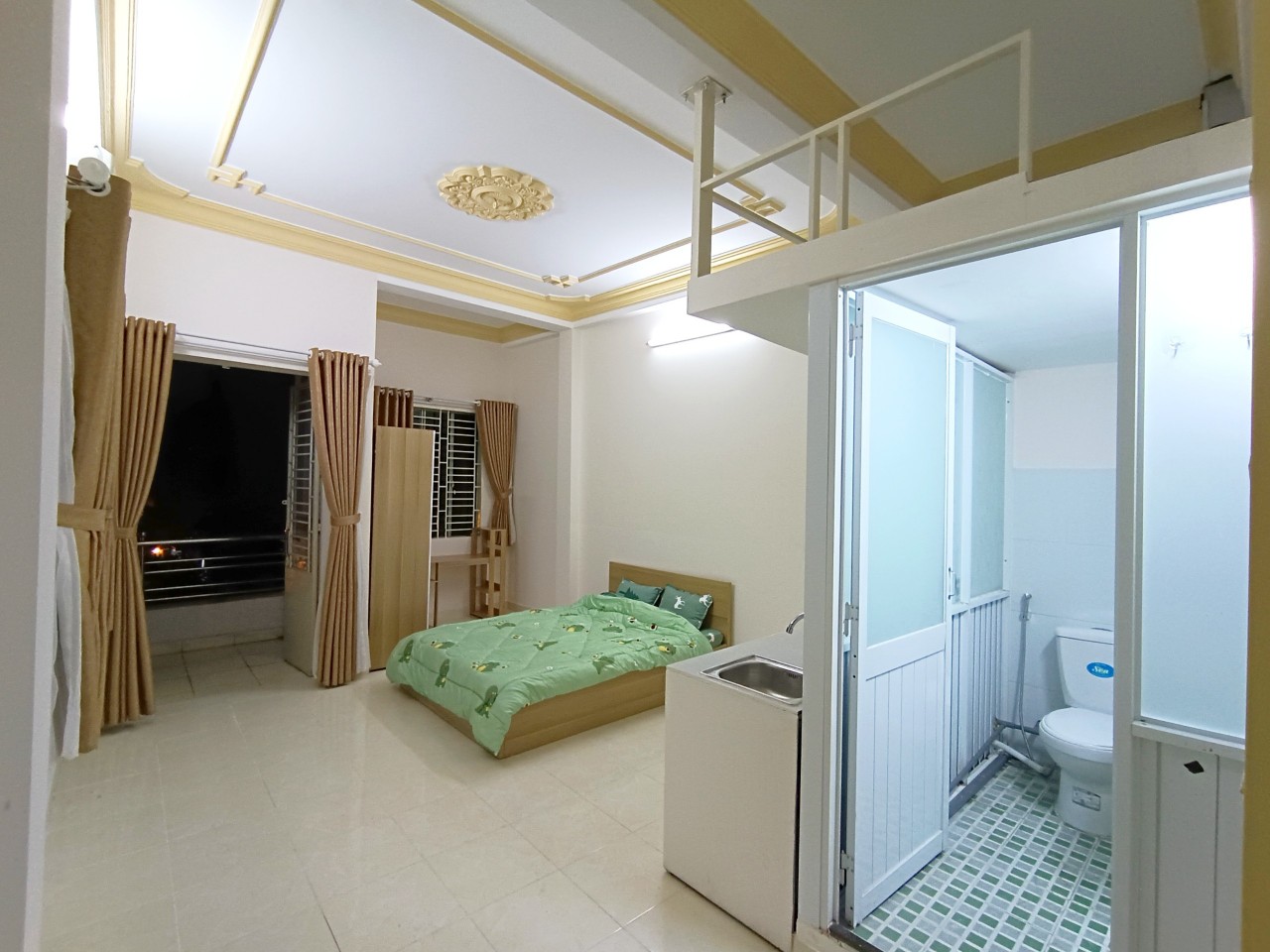 CHO THUÊ PHÒNG CÓ GÁC+NỘI THẤT MỚI TRUNG TÂM QUẬN 7- TPHCM 13712616