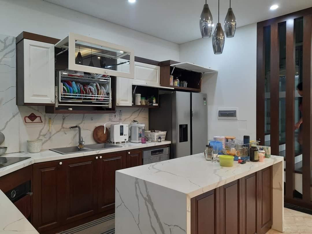 BÁN BIỆT THỰ 5 TẦNG THANG MÁY GẦN 200M2 THANH XUÂN, KHU PHÂN LÔ CAO CẤP, Ở CỰC SƯỚNG. 13714504