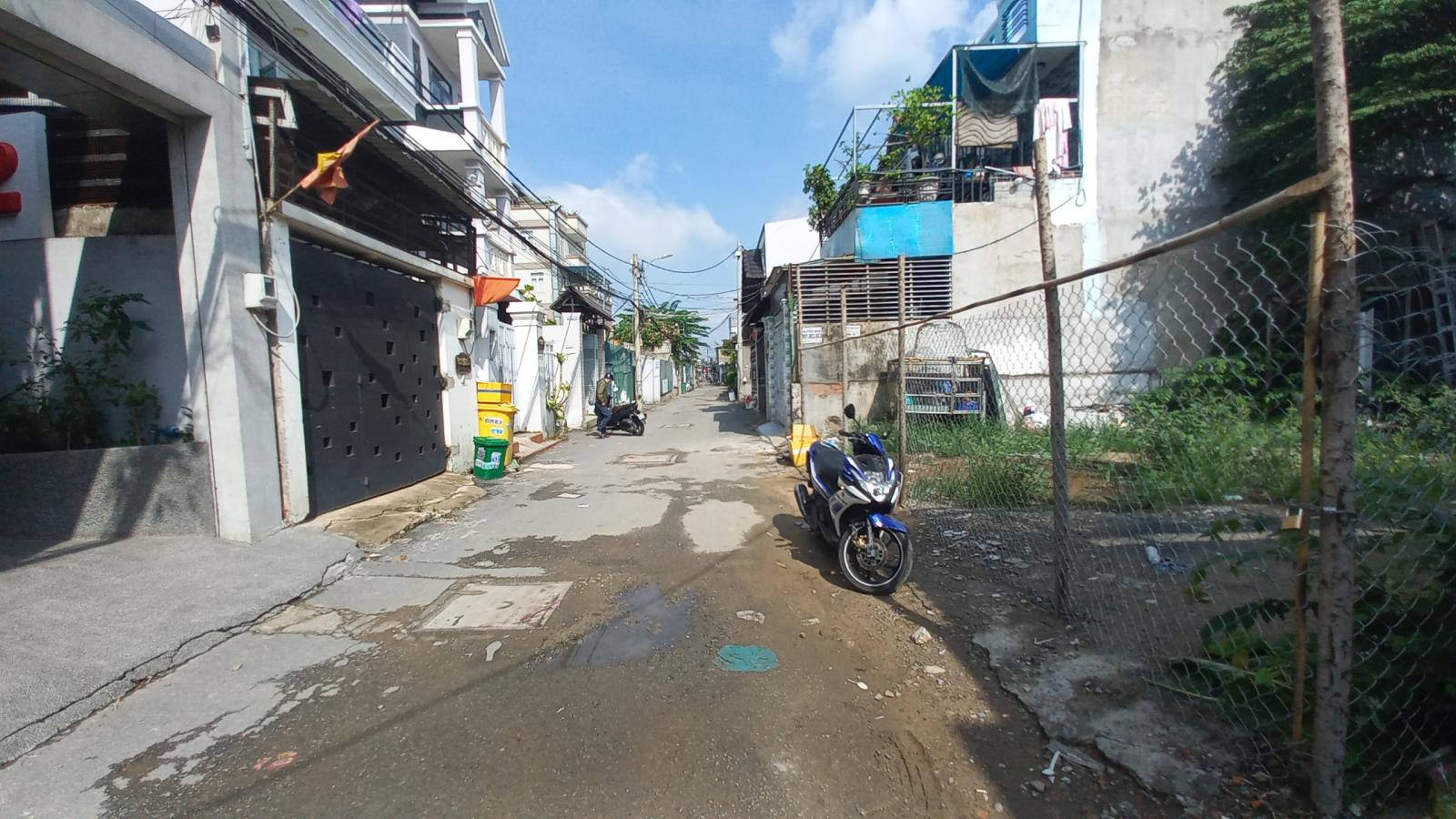 Bán Lô Đất Lớn Mặt Tiền Hẻm 686 Quốc Lộ 13, Hiệp Bình Phước , Thành Phố Thủ Đức 13714887