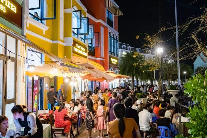 Bán nhà hđ 30tr/th, dt: 6x12m, giá 9 tỷ lãi ngay 3 tỷ 0988338993


 13720528