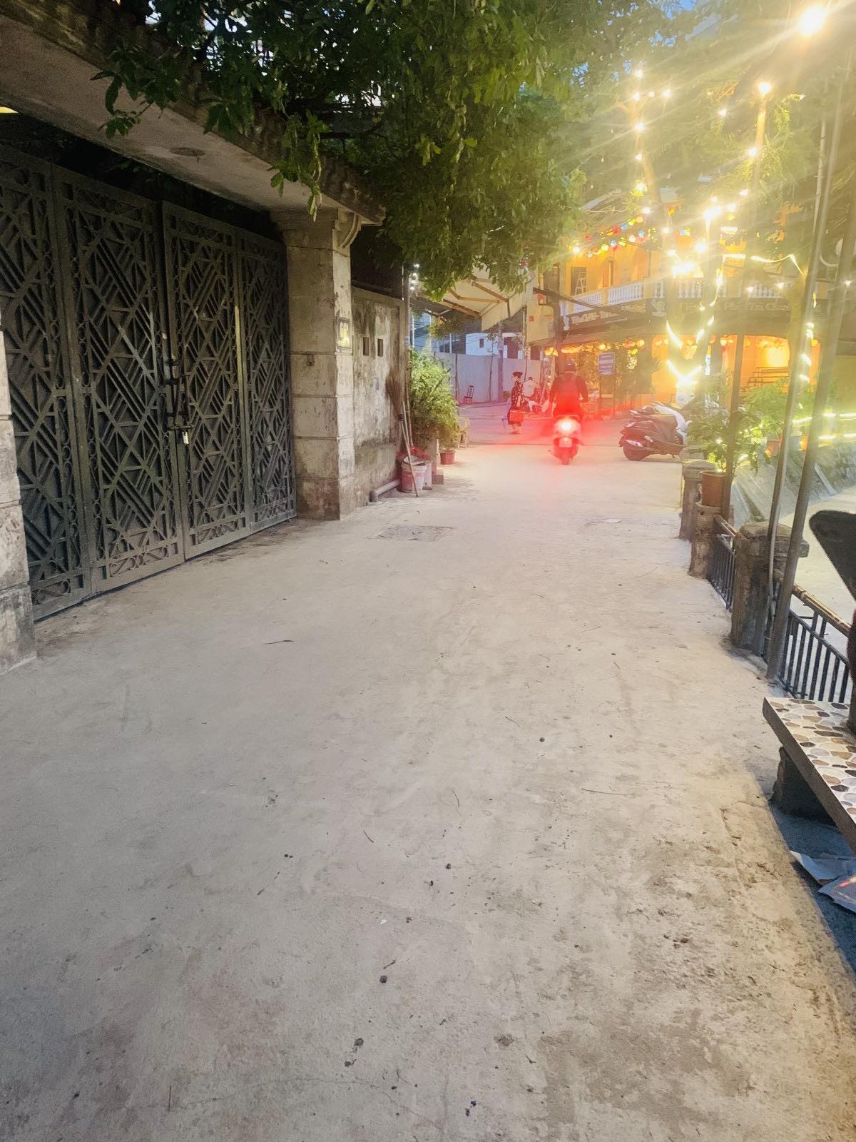 MẶT PHỐ ĐẶNG TIẾN ĐÔNG, VIEW HỒ, 198M, 2T, MT 10M, KINH DOANH CỰC ĐỈNH, 50 TỶ, 0937651883. 13725008