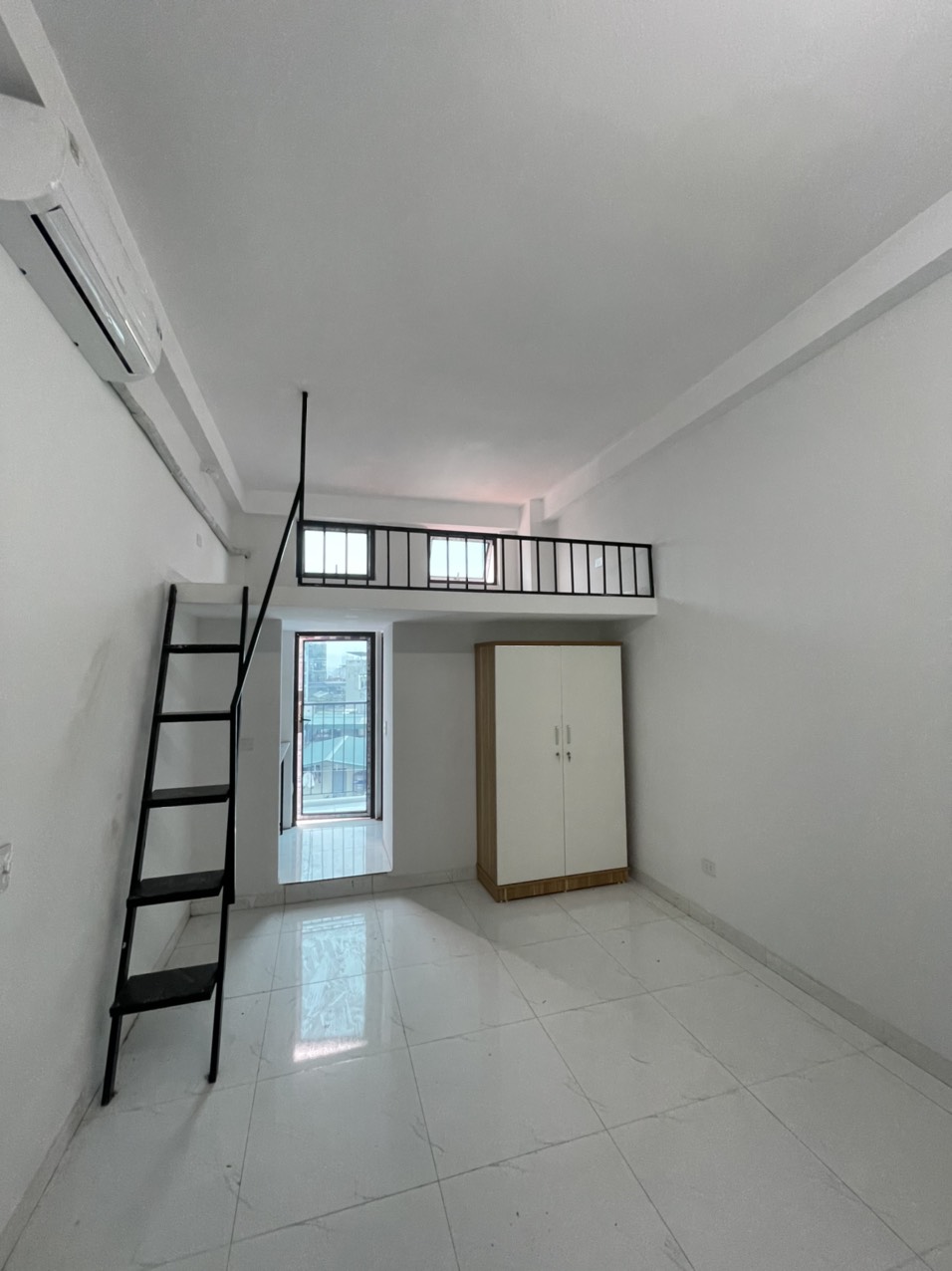 Siêu dòng tiền.  CCMN Yên Xá-Thanh Trì, 110m2x8T, 35 PKK full đồ, gác xép. Doanh thu khủng 130tr/tháng. 13725622