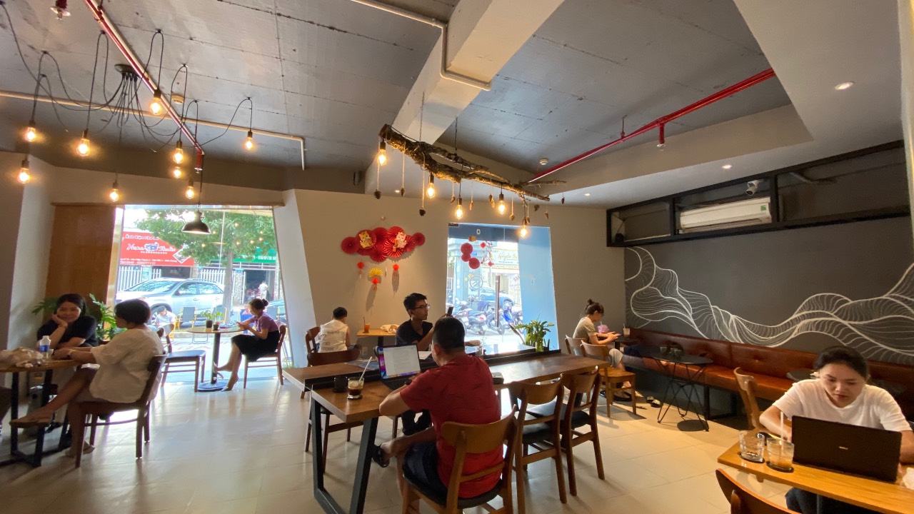 SANG NHƯỢNG QUÁN CAFE Địa chỉ : BLOCK E ĐƯỜNG SỐ 10, CC HIỆP THÀNH 3 13735869