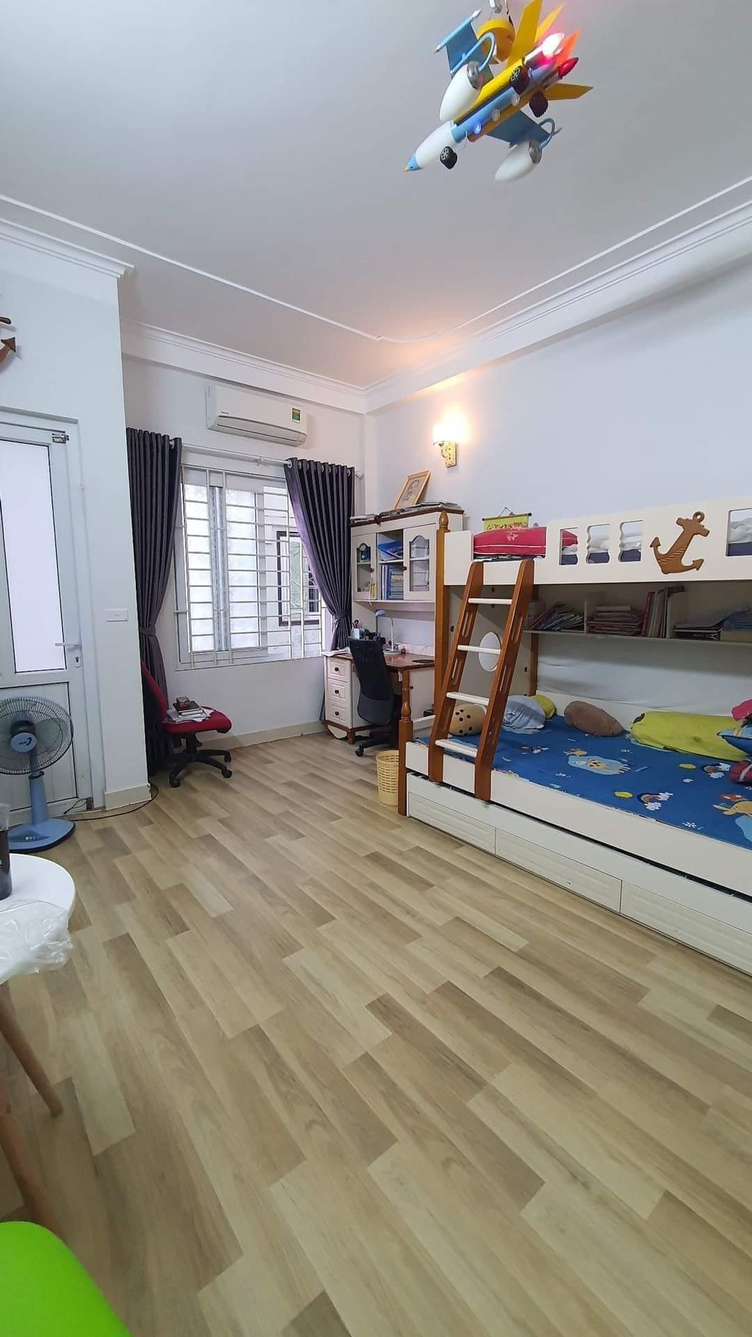 BÁN NHÀ XUÂN ĐỈNH DÂN XÂY Ở NGAY , HÀNG XÓM NGOẠI GIAO ĐOÀN 56M 5 TẦNG 5.0TỶ 13736585