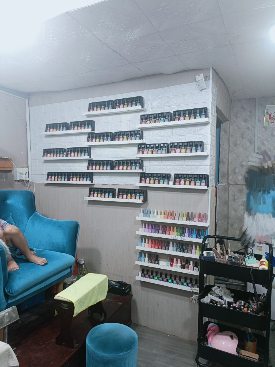 SANG NHƯỢNG TIỆM NAIL MI, GỘI ĐẦU 13744314