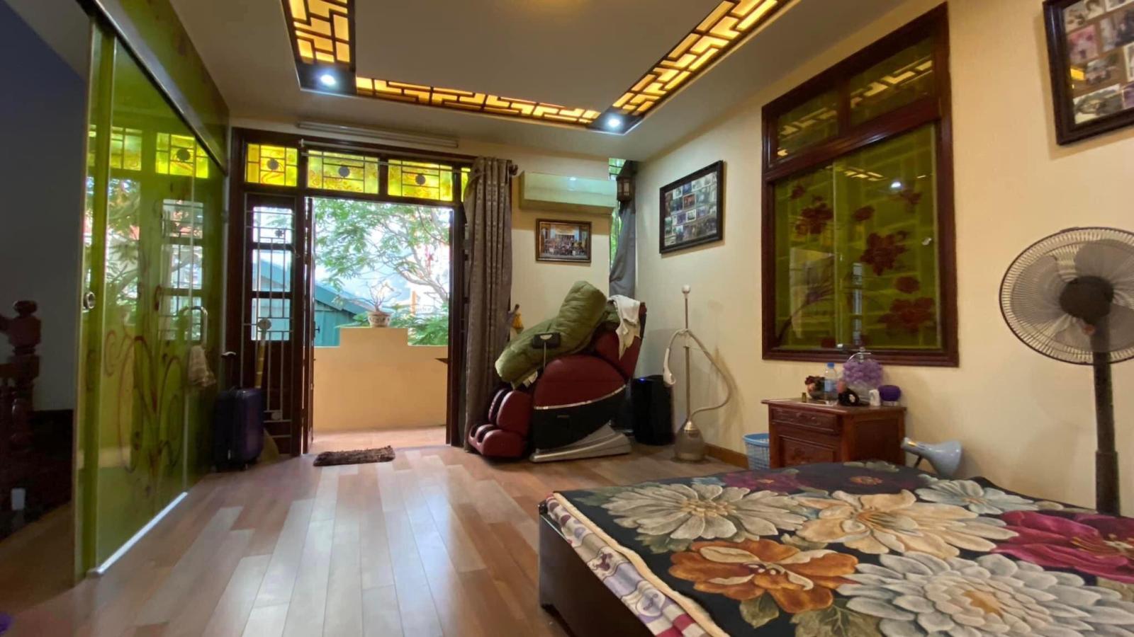 Bán nhà ngõ 123 Trích Sài, DT 73/90m, 4 tầng, MT 8m, 12.3tỷ, ngõ rộng hơn 2m. 13745445