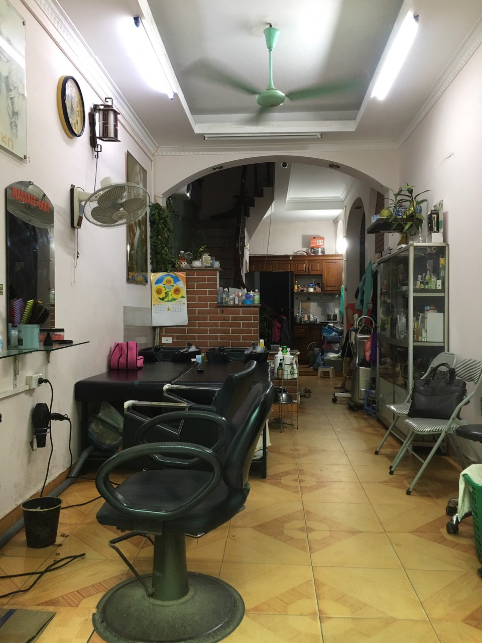 Sang nhượng salon tóc nhà 4 tầng trong đầu ngõ chính 639 Hoàng Hoa Thám, Ba Đình 13745632