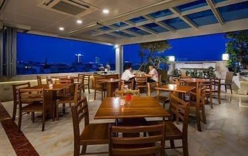 khách sạn 4 sao siêu vip mặt phố cổ hoàn kiếm 323m 11t chỉ 48 tỷ. 13746380