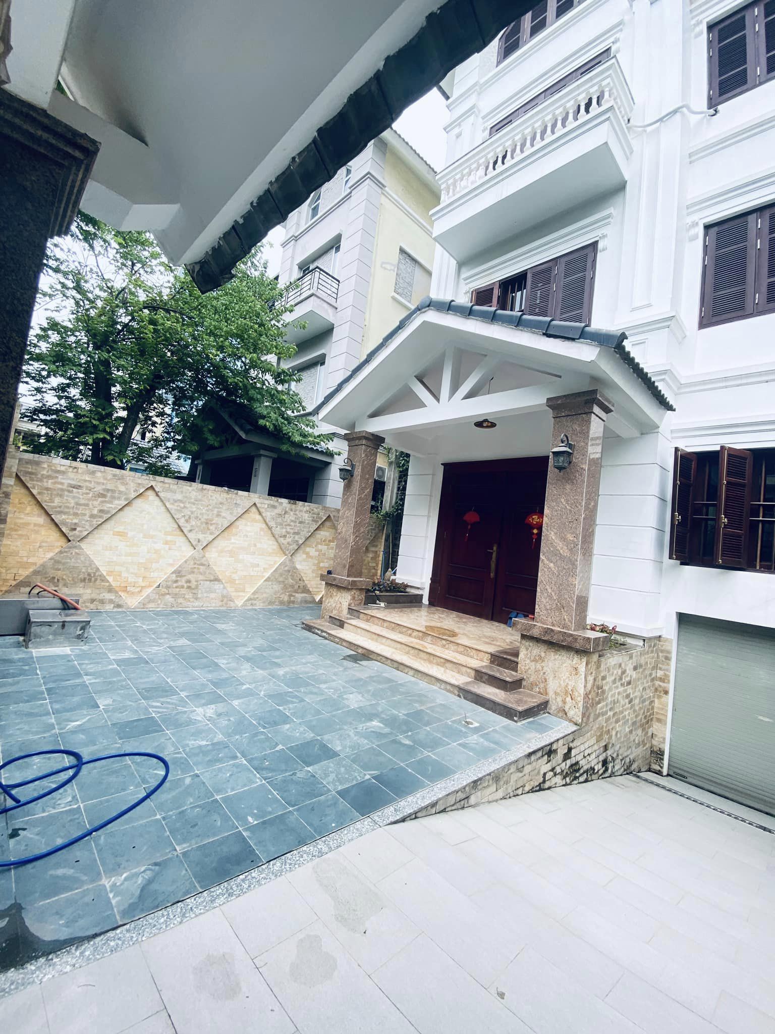 BÁN NHÀ BIỆT THỰ DƯƠNG NỘI THANG MÁY KINH DOANH DT 235 GIÁ 37 TỶ 13746392