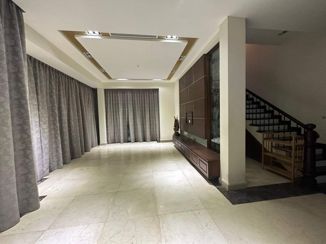 Siêu phẩm ! biệt thự đơn lập KĐTM dịch vọng 189m 4t MT 14m nhỉnh 60 tỷ 13747764