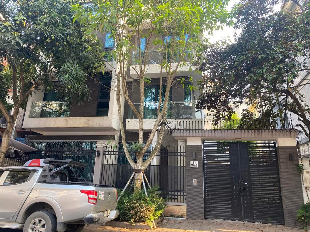 Siêu phẩm ! biệt thự đơn lập KĐTM dịch vọng 189m 4t MT 14m nhỉnh 60 tỷ 13747764