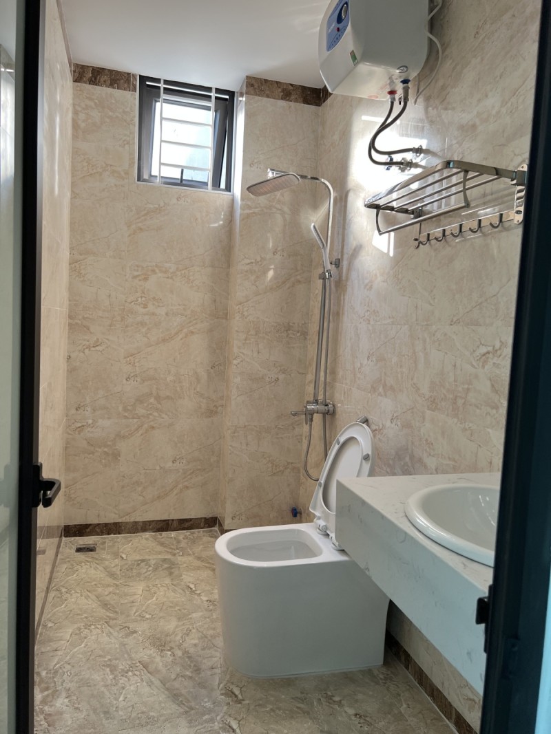 Bán nhà Vũ Xuân Thiều ,Long Biên 6 tầng ,ngõ oto tránh ,thang máy giá nhỉnh 5 tỷ  13762951