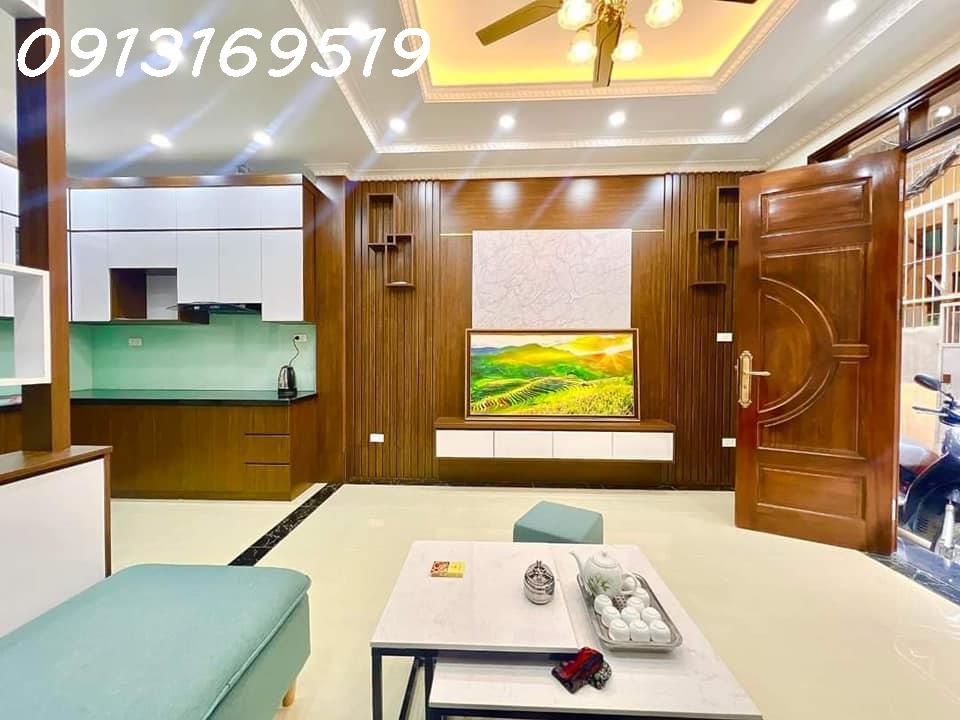 BÁN NHÀ NGUYỄN TRÃI, 50m2x 4T, MT5m, Ô TÔ ĐỖ CỬA, LÔ GÓC, KINH DOANH, CHỈ NHỈNH 4 TỶ 13763085