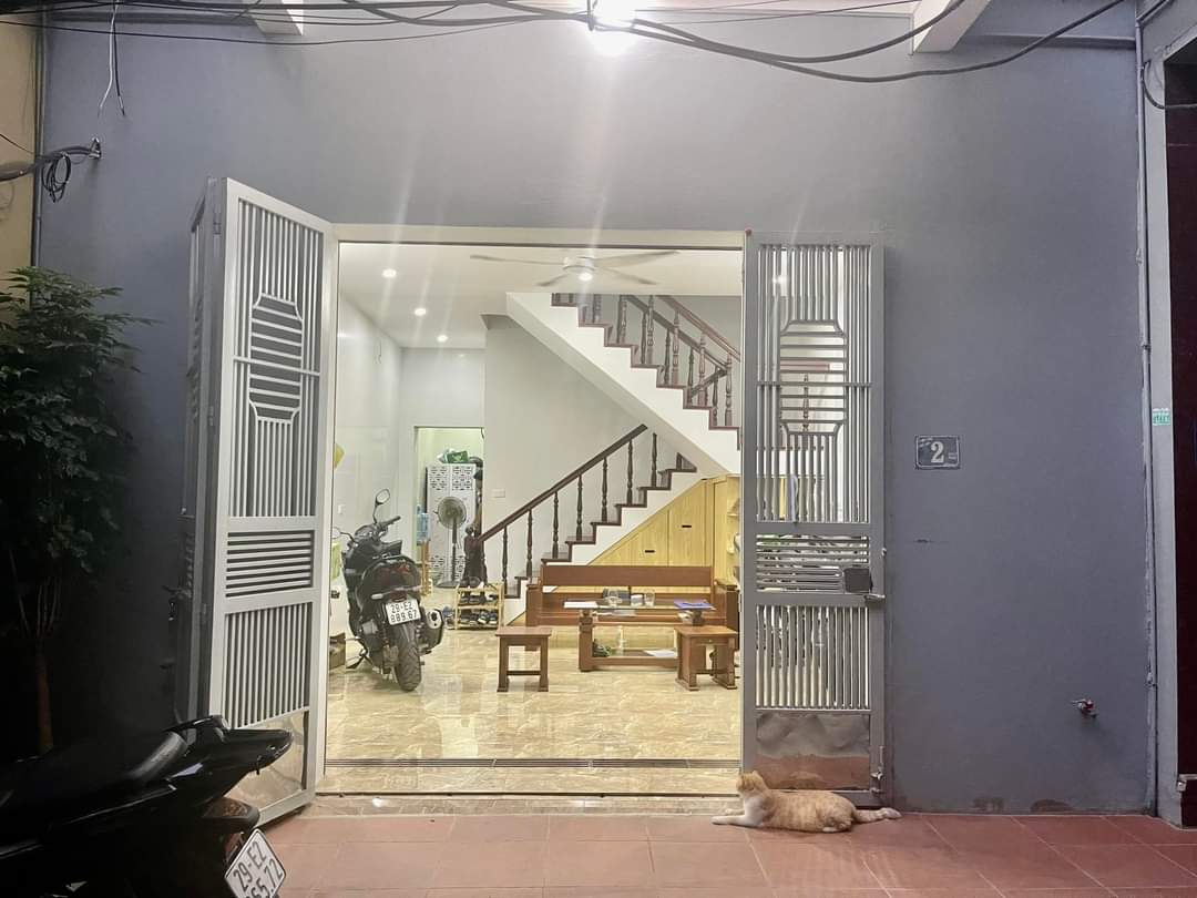 nhà đẹp nhà đẹp trần quốc hoàn cầu giấy ô tô tránh 60m 4t nhỉnh 13 tỷ. 13779128