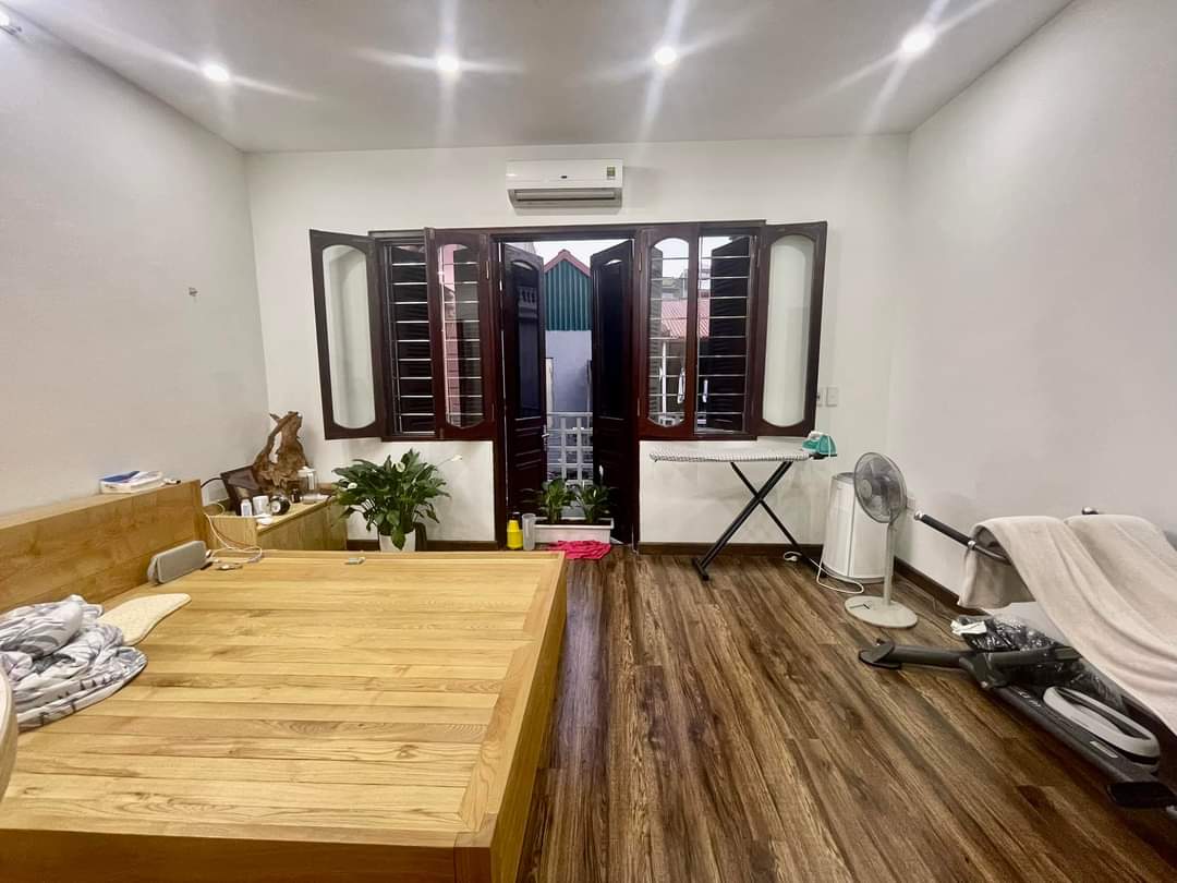 nhà đẹp nhà đẹp trần quốc hoàn cầu giấy ô tô tránh 60m 4t nhỉnh 13 tỷ. 13779128