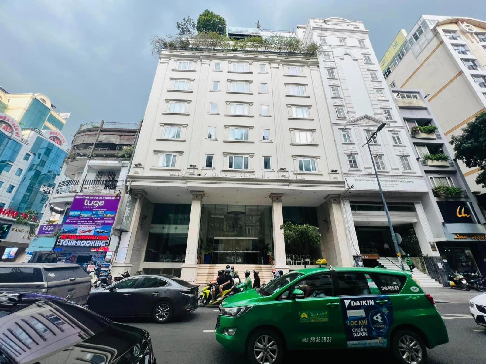 MẶT TIỀN TRUNG TÂM QUẬN NHẤT - HIẾM - CÓ 1 - 0 - 2. đường Lý Tự Trọng Q1 13779299