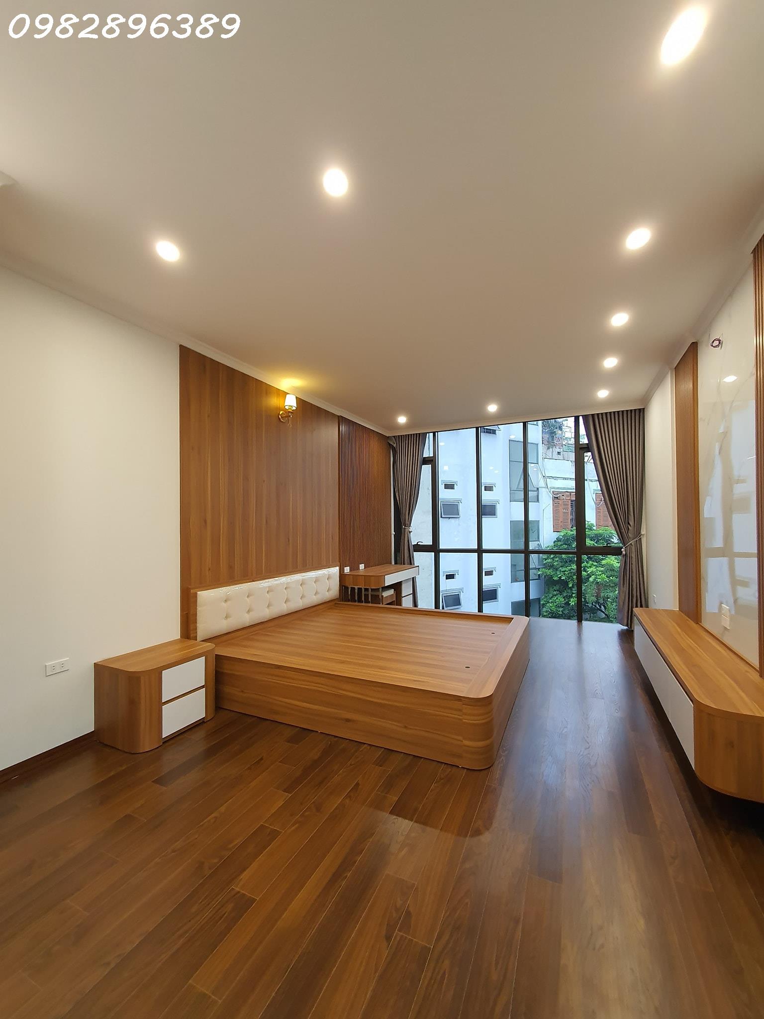 NHÀ PHỐ THÁI HÀ 7T THANG MÁY, VỈA HÈ KINH DOANH, GARA 2 Ô TÔ, 98M, 27.9 TỶ. 13780797