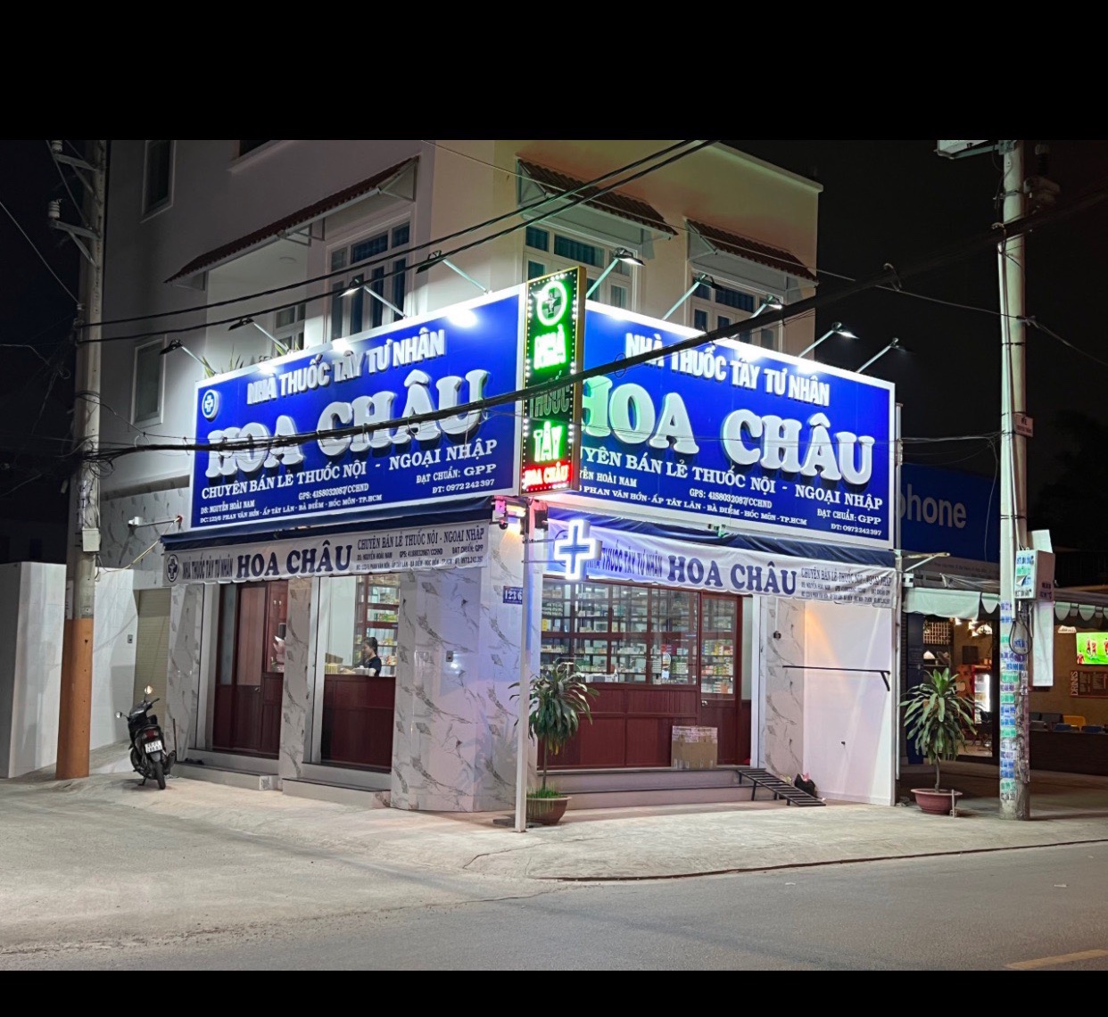 Vì hoàn cảnh gia đình mình cần sang lại nhà thuốc ạ! 13781074