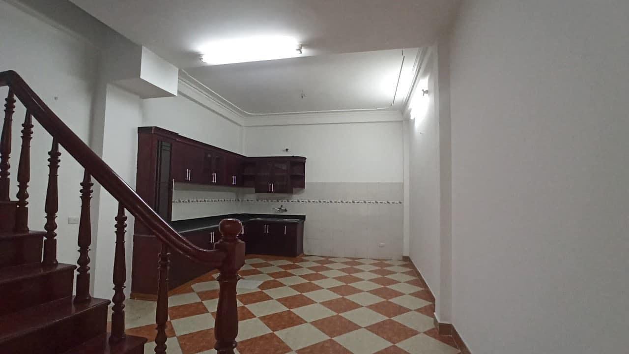 BÁN NHÀ PHẠM VĂN ĐỒNG – OTÔ TRÁNH–-KINH DOANH  ĐA NGHÀNH  –80M 3 TẦNG 7.9 TỶ 13781981