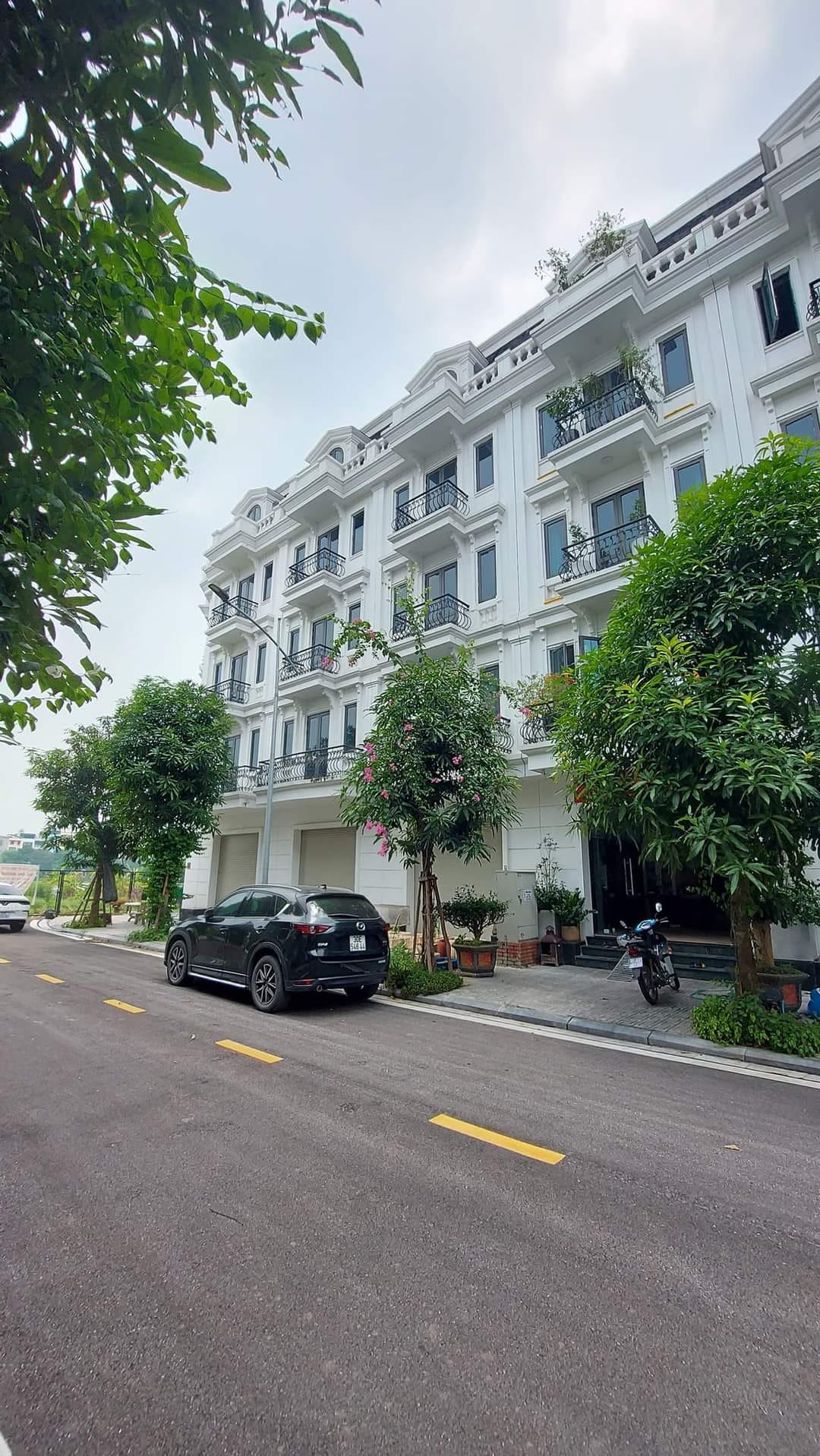 HIẾM CÓ ! BÁN NHÀ LUXURY KIẾN HƯNG HÀ ĐÔNG 73 MÉT NHỈNH 10 TỶ SHOPHOUSE LUXURY. VỊ TRÍ ĐẸP, TƯƠNG 13783313