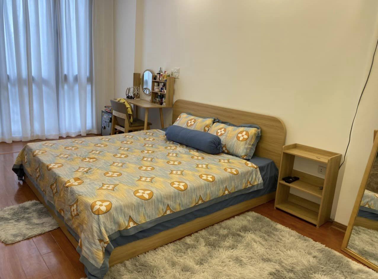 Bán Căn Nhà 5T, 33m2  Phố Đức Giang, Long Biên, chỉ 2,85 tỷ, 20m ra ô tô đỗ. 13783473