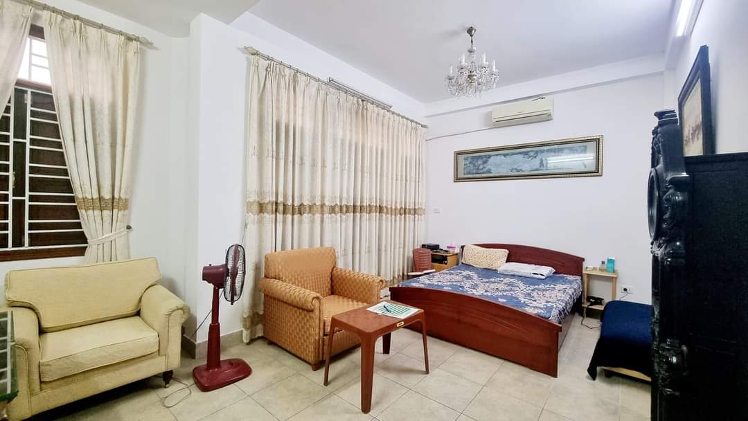 nhà nghi tàm tây hồ phân lô oto tránh 3 thoáng nhỉnh 13ty 104m 4,5tầng 13784274