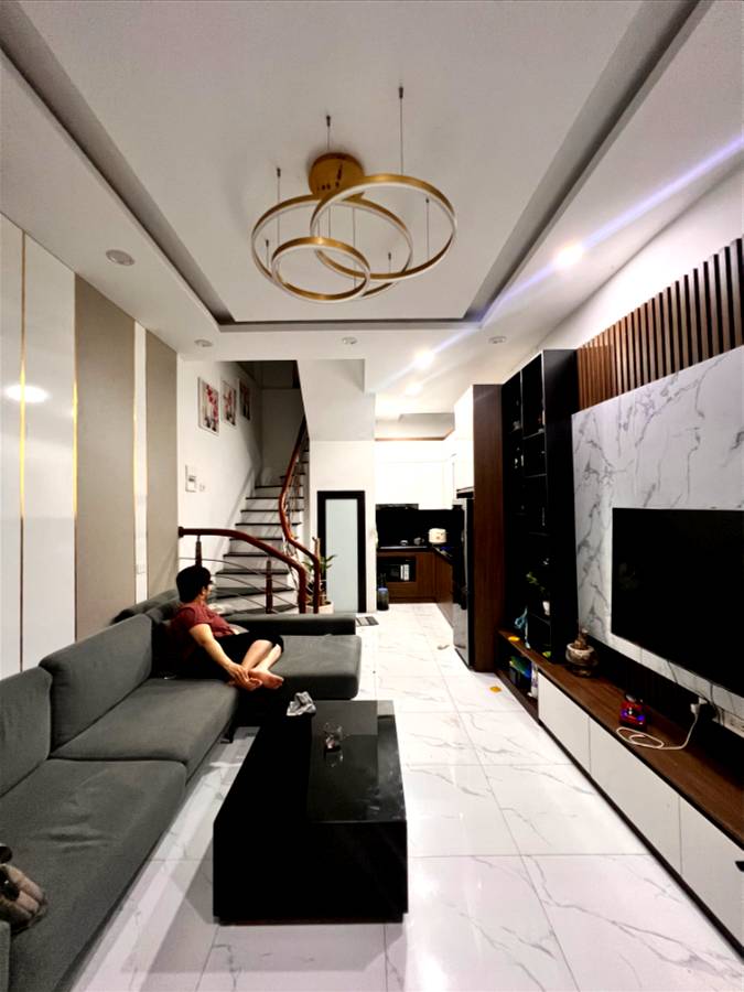 BÁN NHÀ XUÂN ĐỈNH  OTO 10 ra phố , gần chợ trường học 42M 5TẦNG 5.5 TỶ 13786869