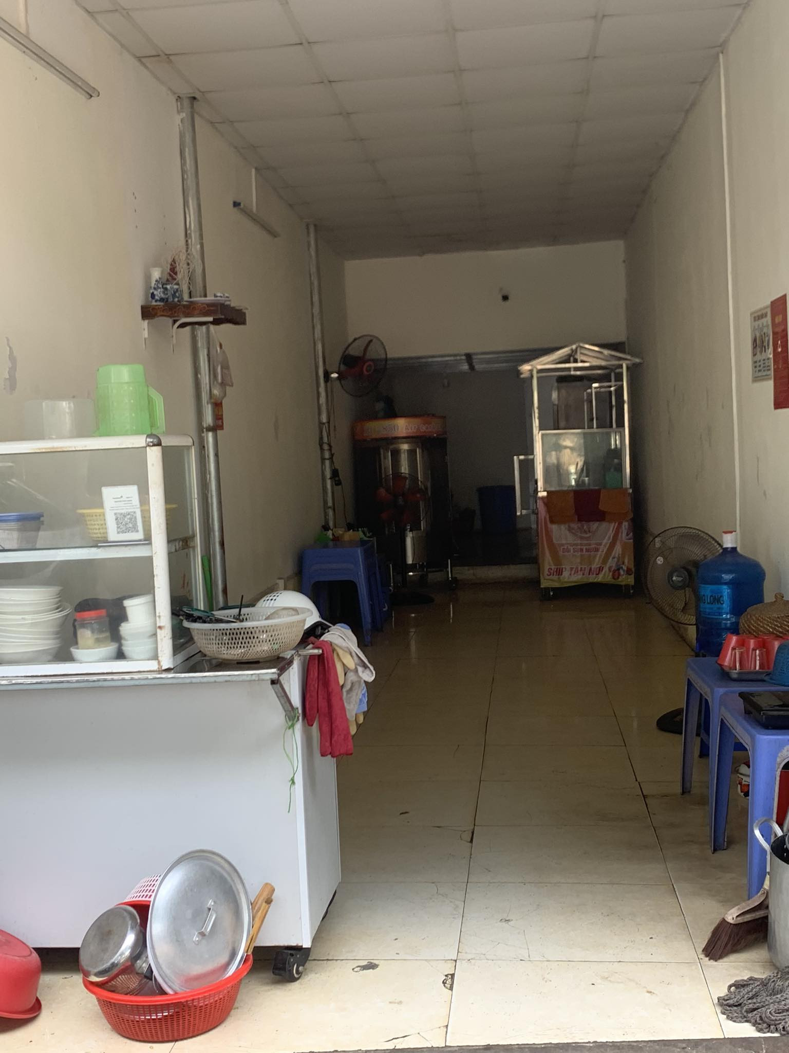 CHO THUÊ MẶT BẰNG Địa chỉ: Phố Quan Hoa, Cầu Giấy, Hà Nội. 13794589