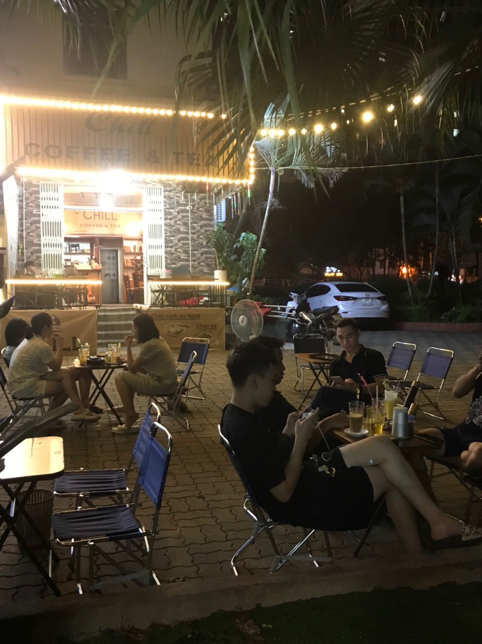 Sang nhượng quán cafe -karaoke hát cho nhau nghe- kèm bán đồ ăn nhanh vào buổi sáng 13800193