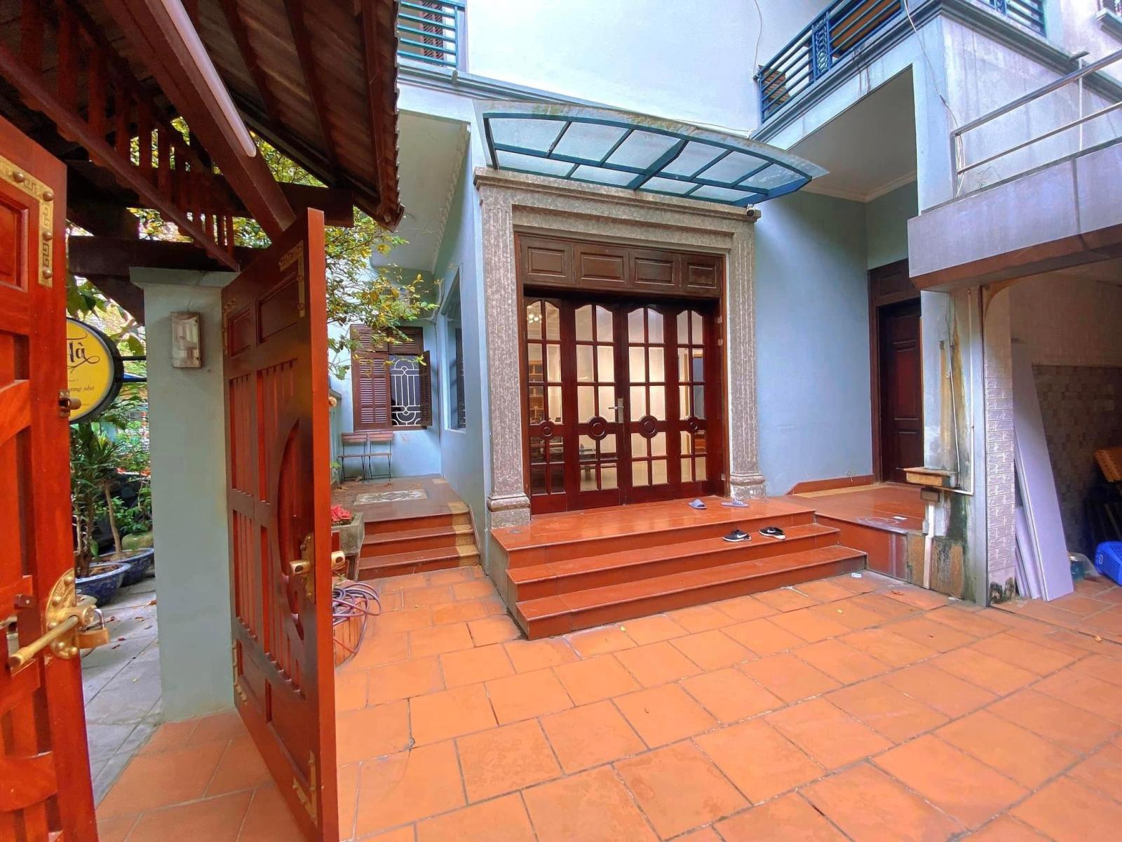 BÁN BIỆT THỰ VIP -  QUAN CHỨC CẤP CAO - HÀNG XÓM NHÀ ĐẠI TƯỚNG TÔ LÂM - - VỈA HÈ - Ô TÔ TRÁNH ĐỖ 13801369