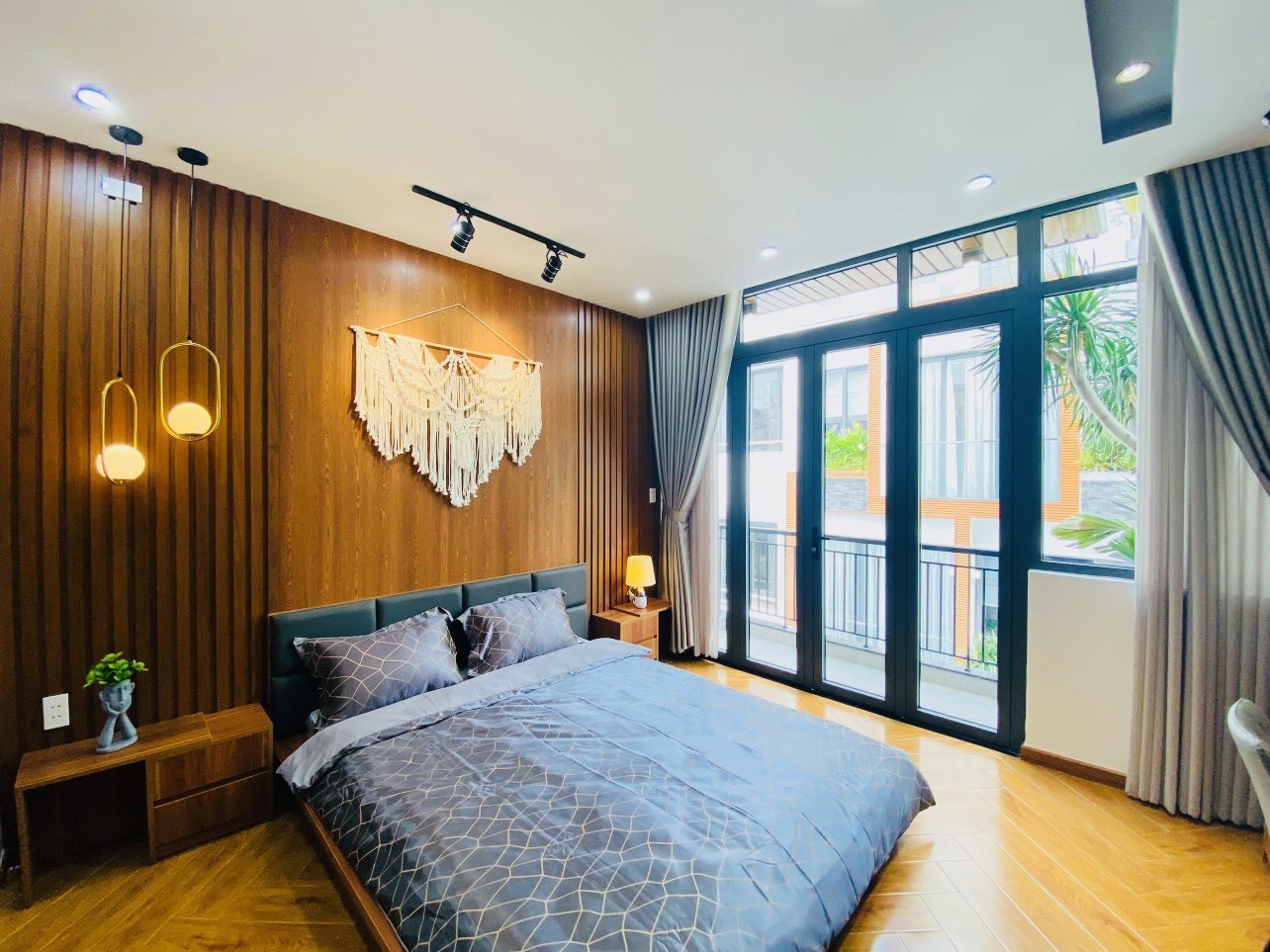 LÊ QUANG ĐỊNH KHU PHÂN LÔ  – 6 TẤM - HẺM XE TẢI – NHỈNH 7 TỶ 13801867