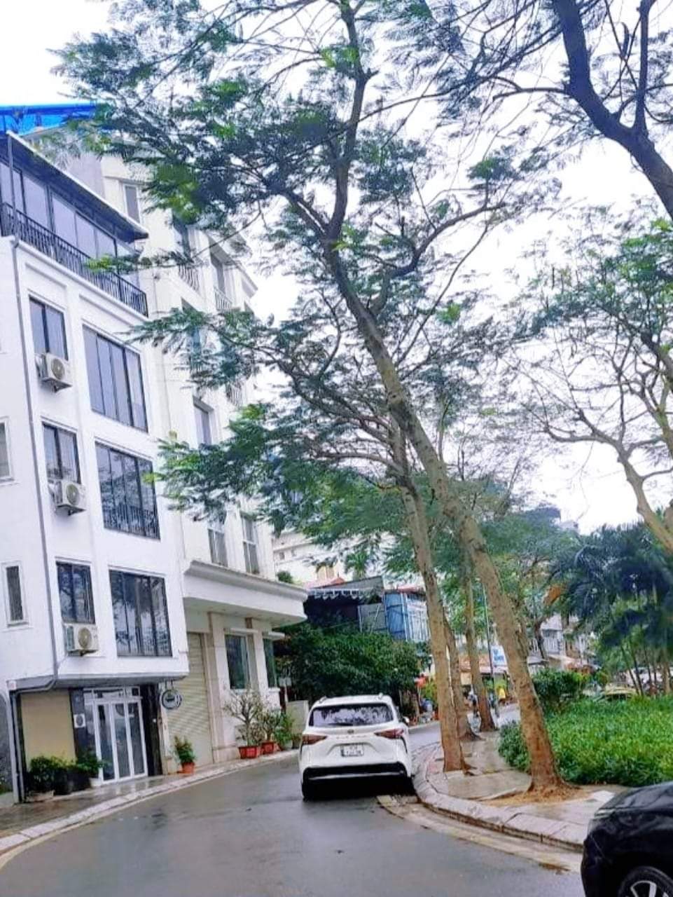 hàng độc ! nhà view hồ tây vỉ hè oto tránh kinh doanh 135m hơn 40tỷ 4t 13803861