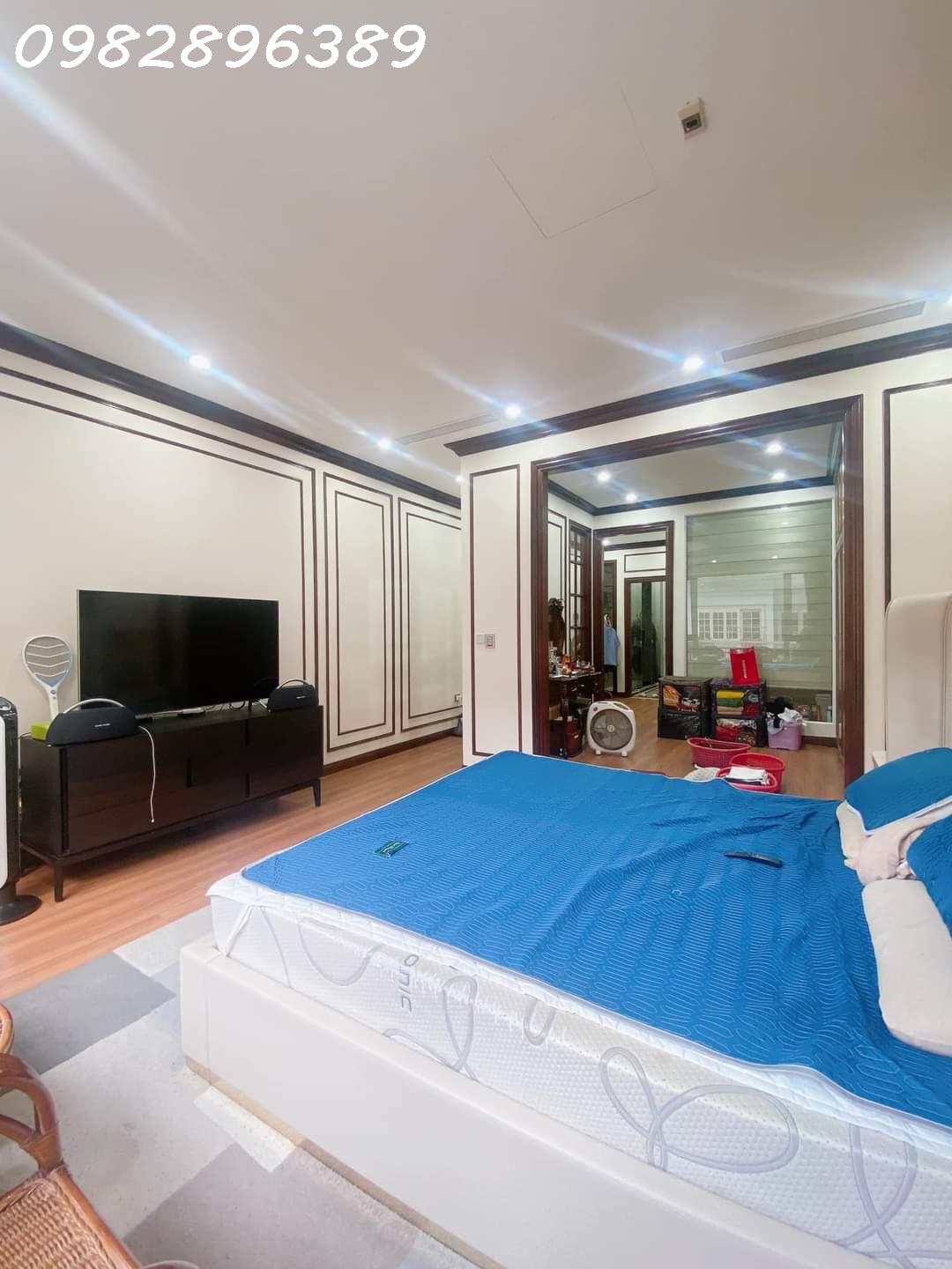 SIÊU PHẨM HƯỚNG THỦY TỰA SƠN HOÀNG CẦU Ô TÔ, THANG MÁY, VỈA HÈ KINH DOANH 120M, 38.8 TỶ. 13804216