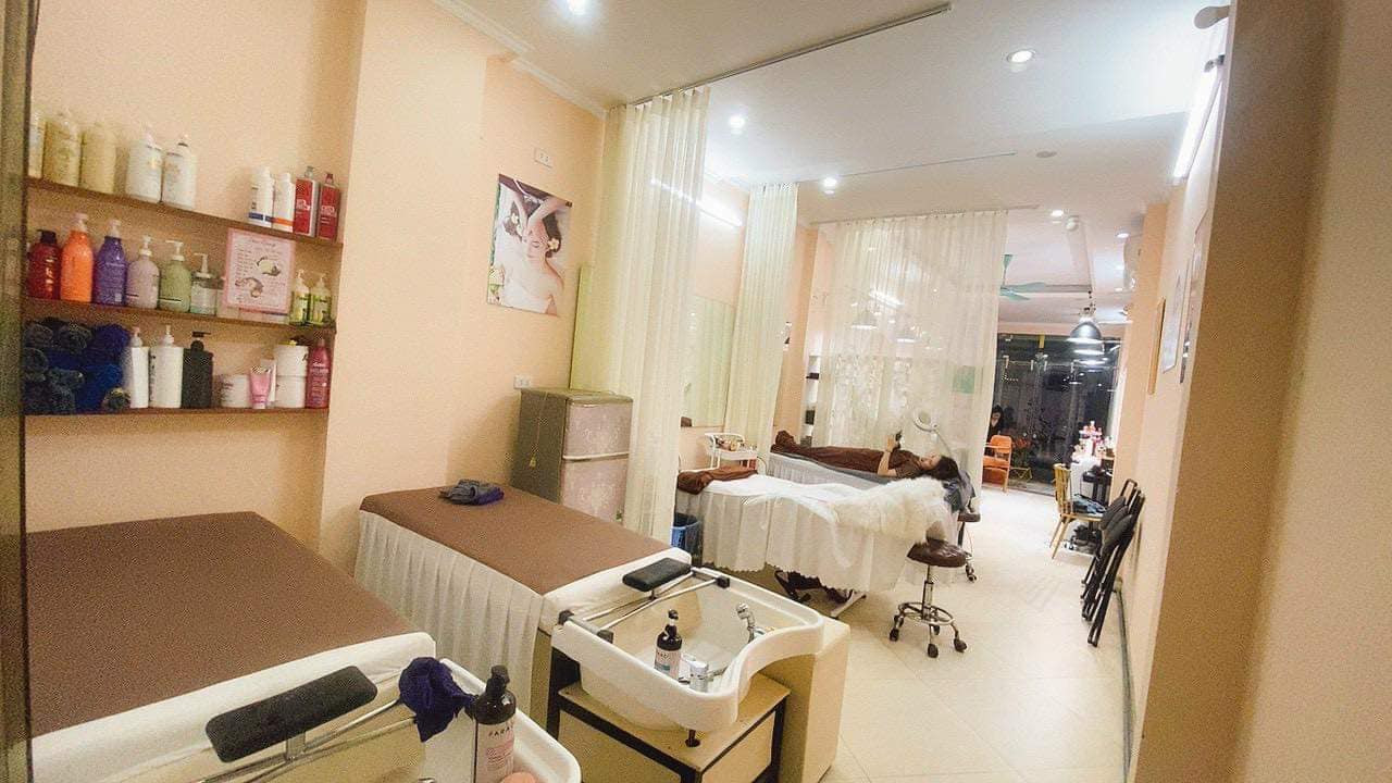 Mình cần sang nhượng lại TIỆM NAIL -MI -SPA -MAKEUP 13809259