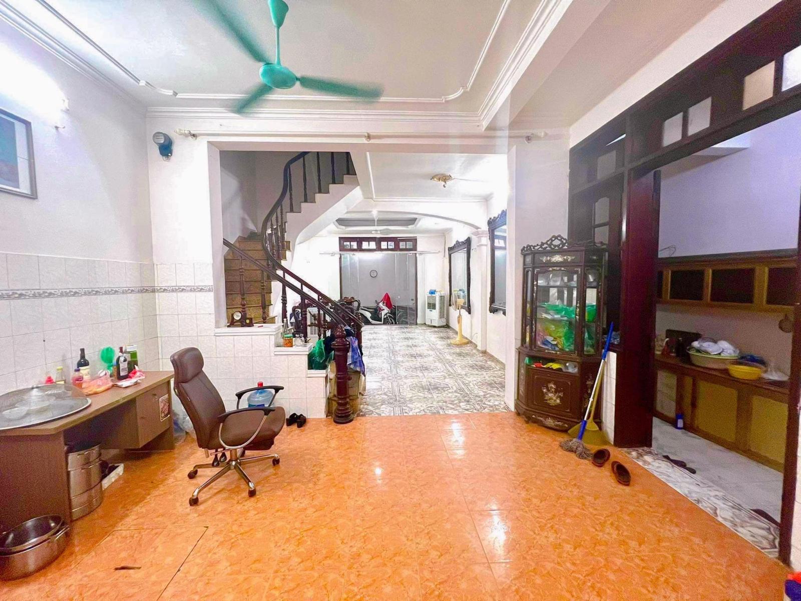 ĐẲNG CẤP BA ĐÌNH, Ô TÔ TRÁNH, 2 MẶT TIỀN, KINH DOANH ĐỈNH, 128M, 6T, MT 5M, 26 TỶ. 0937651883. 13812227