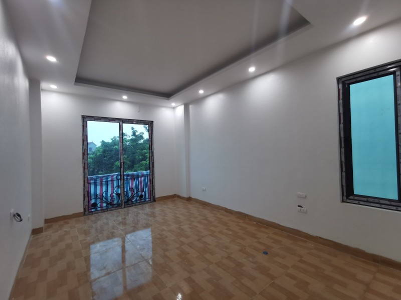 Chỉ 5 tỷ sở hữu nhà Đặng văn Ngữ 40m2 5 tầng, ô tô đỗ cổng, nói không quy hoạch 13814469