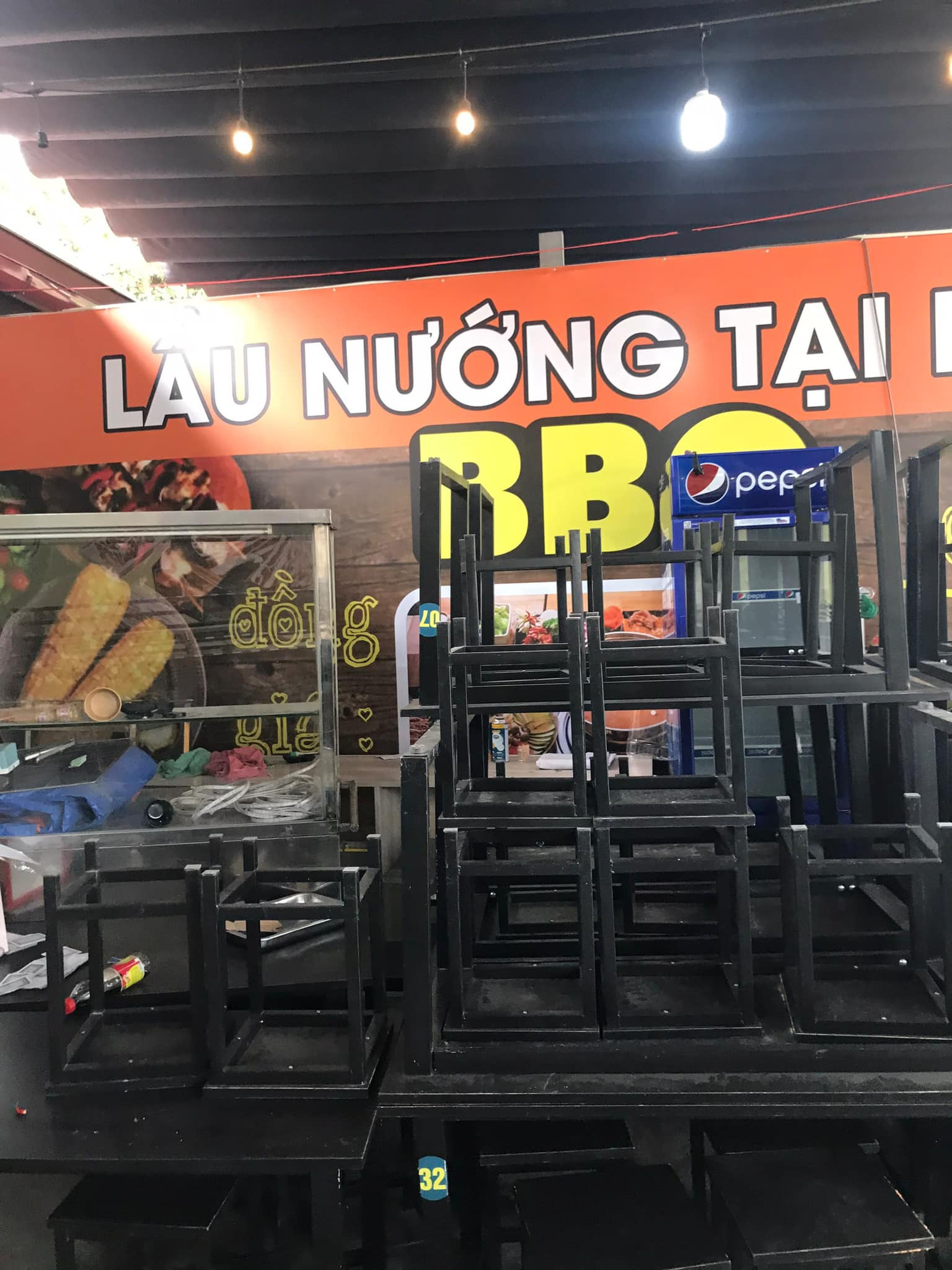 CẦN SANG NHƯỢNG LẠI MẶT BẰNG VÀ TOÀN BỘ QUÁN ĐỊA CHỈ; GẦN KÍ TÚC XÁ KHU B, LÀNG ĐẠI HỌC QUỐC GIA 13818324