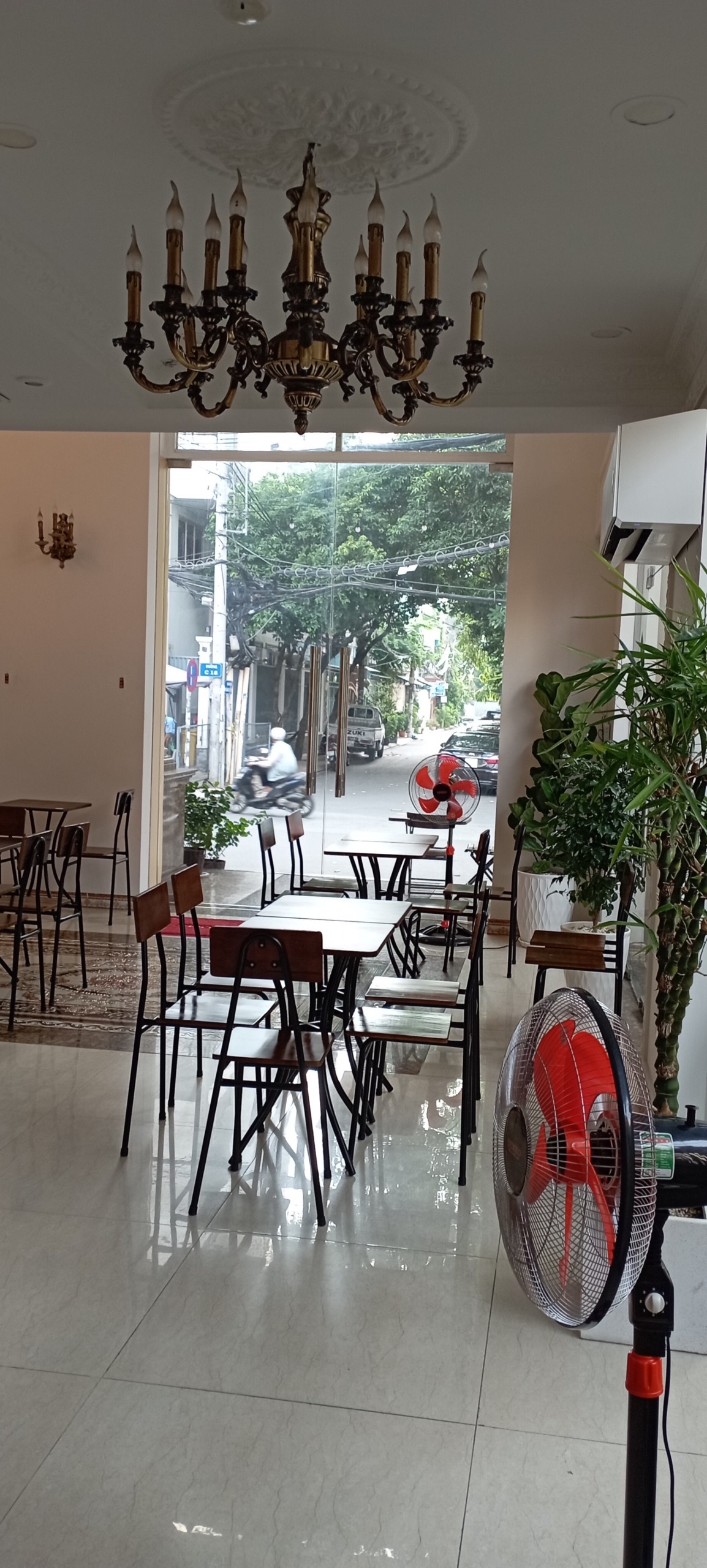 CẦN SANG QUÁN CAFE TÂN BÌNH Thành phố Hồ Chí Minh 13824205