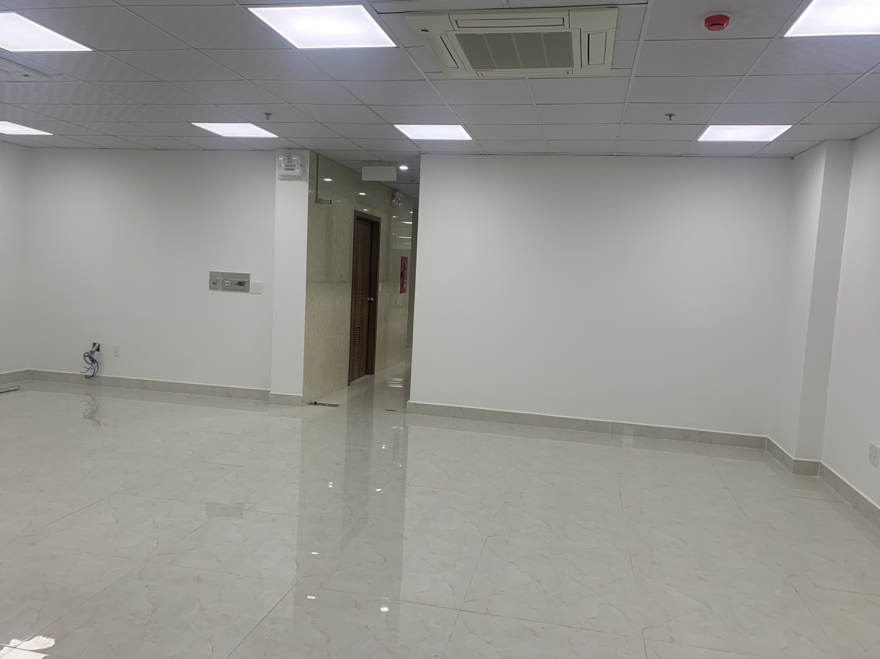 Bán 183 Nguyễn Văn Đậu, Dt: 9x35m - 1 hầm 7 tầng - 1.900m2 13828244