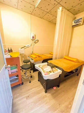 GẤP!!! GIẢM NGAY 30 triệu

CẦN SANG LẠI SPA TÂM QUYẾT GIÁ CHỈ CÒN 150 triệu - VÀO LÀ KINH DOANH 13828453