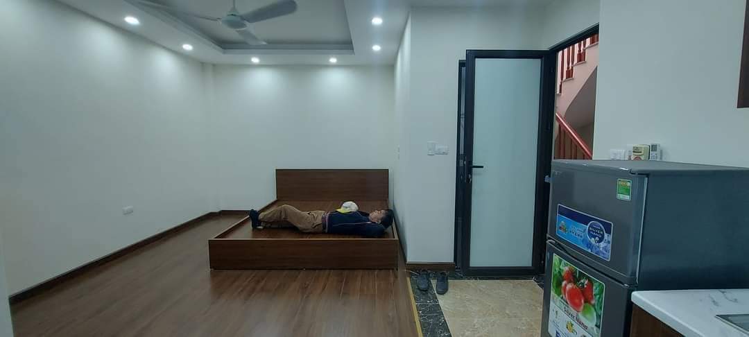 hoàng quốc việt cầu giấy lô góc ngõ thông ôtô CCMN nhỉnh 20 tỷ 88m 8T 13831946