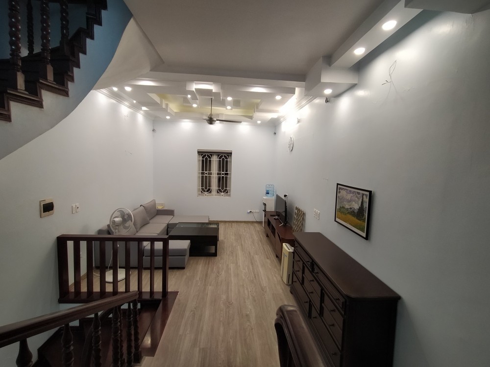 Bán nhà đẹp Ngọc Lâm ,Long Biên 5 tầng ,64m2  ,Mt 4.4m ,gara oto giá nhỉnh 8 tỷ 13833769