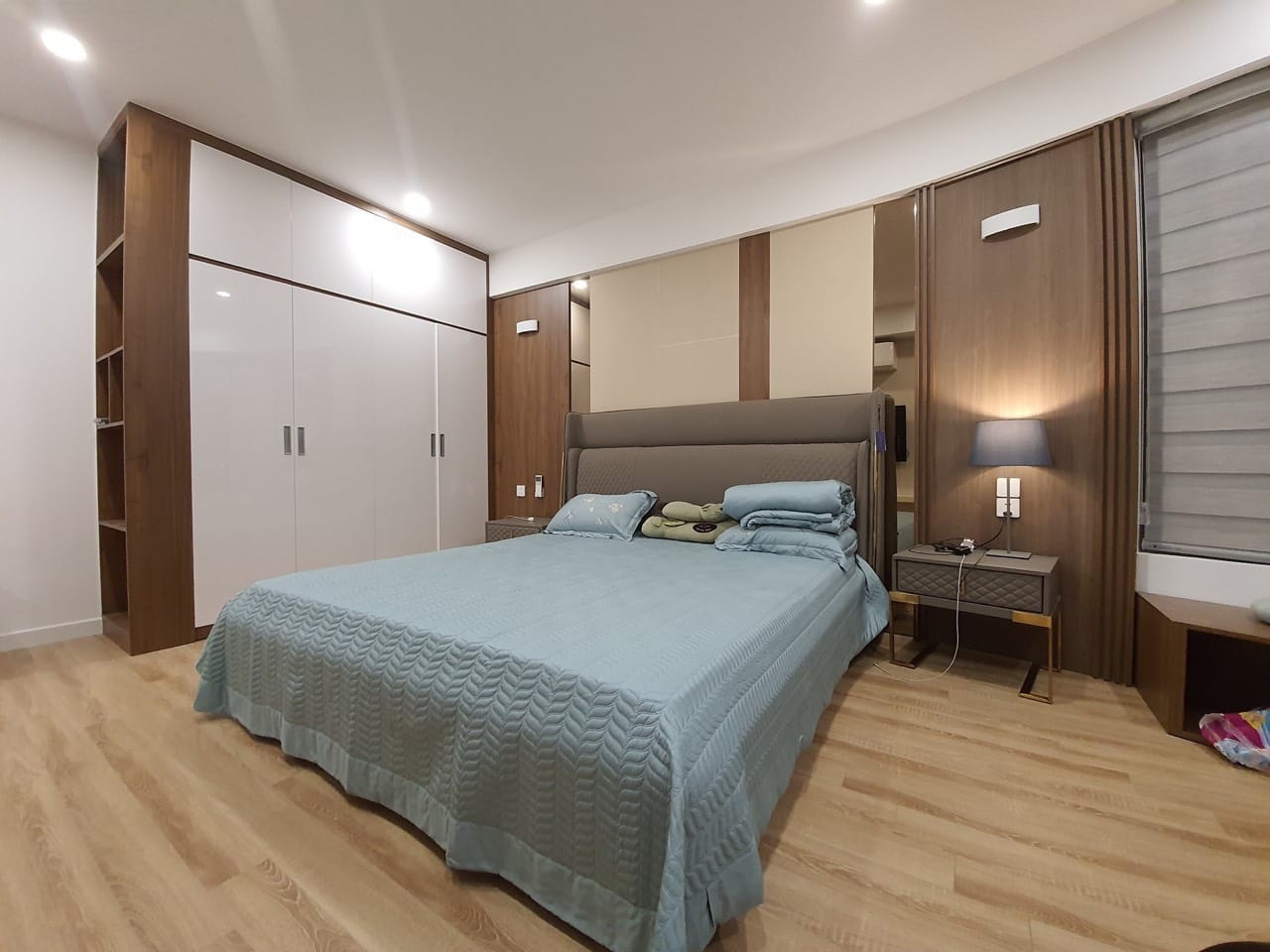 CẦN BÁN CHUNG CƯ IMPERIAL PLAZA 360 GIẢI PHÓNG, TẦNG TRUNG, LÔ GÓC 3 NGỦ,  118M* 5.3 TỶ. 13835033