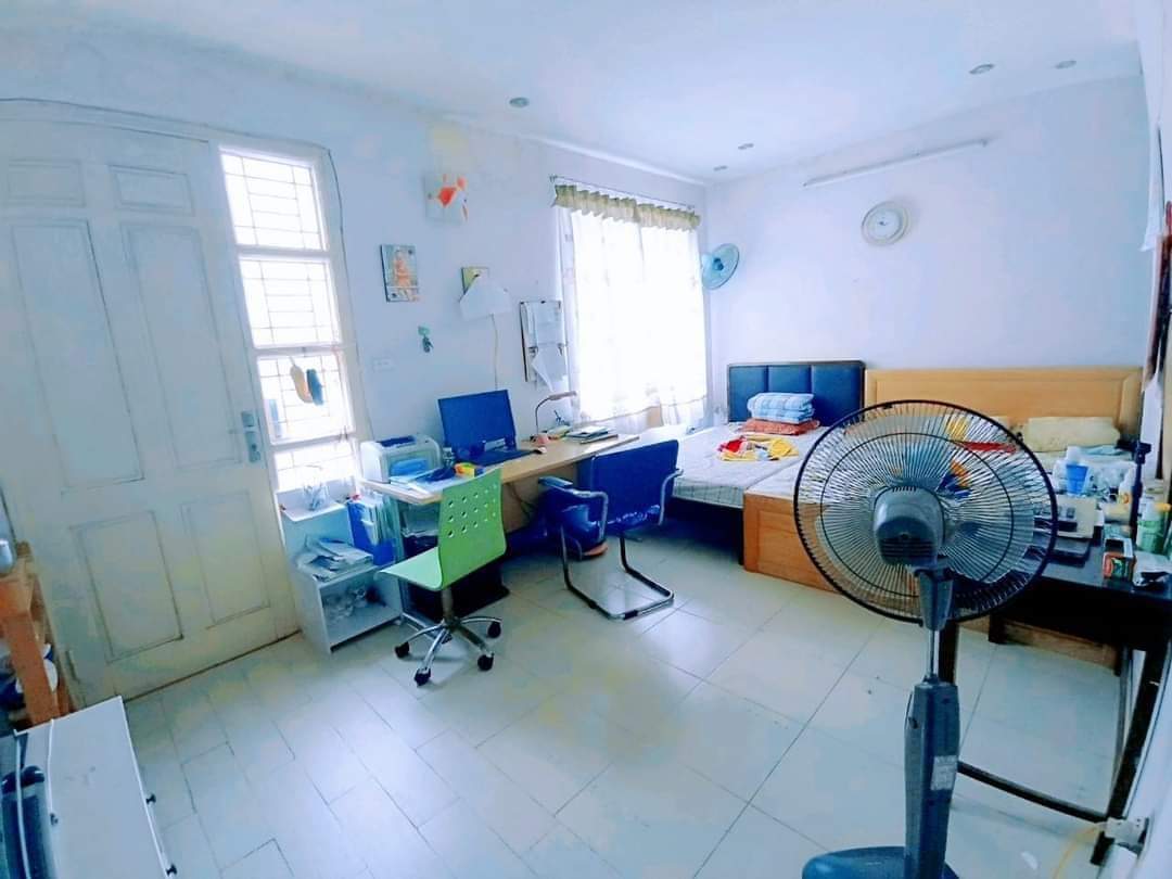 BÁN TRẦN QUỐC  HOÀN  PHÂN LÔ VỈ HÈ Ô TÔ  KINH DOANH NHỈNH 13TỶ 60M 6T 13835839