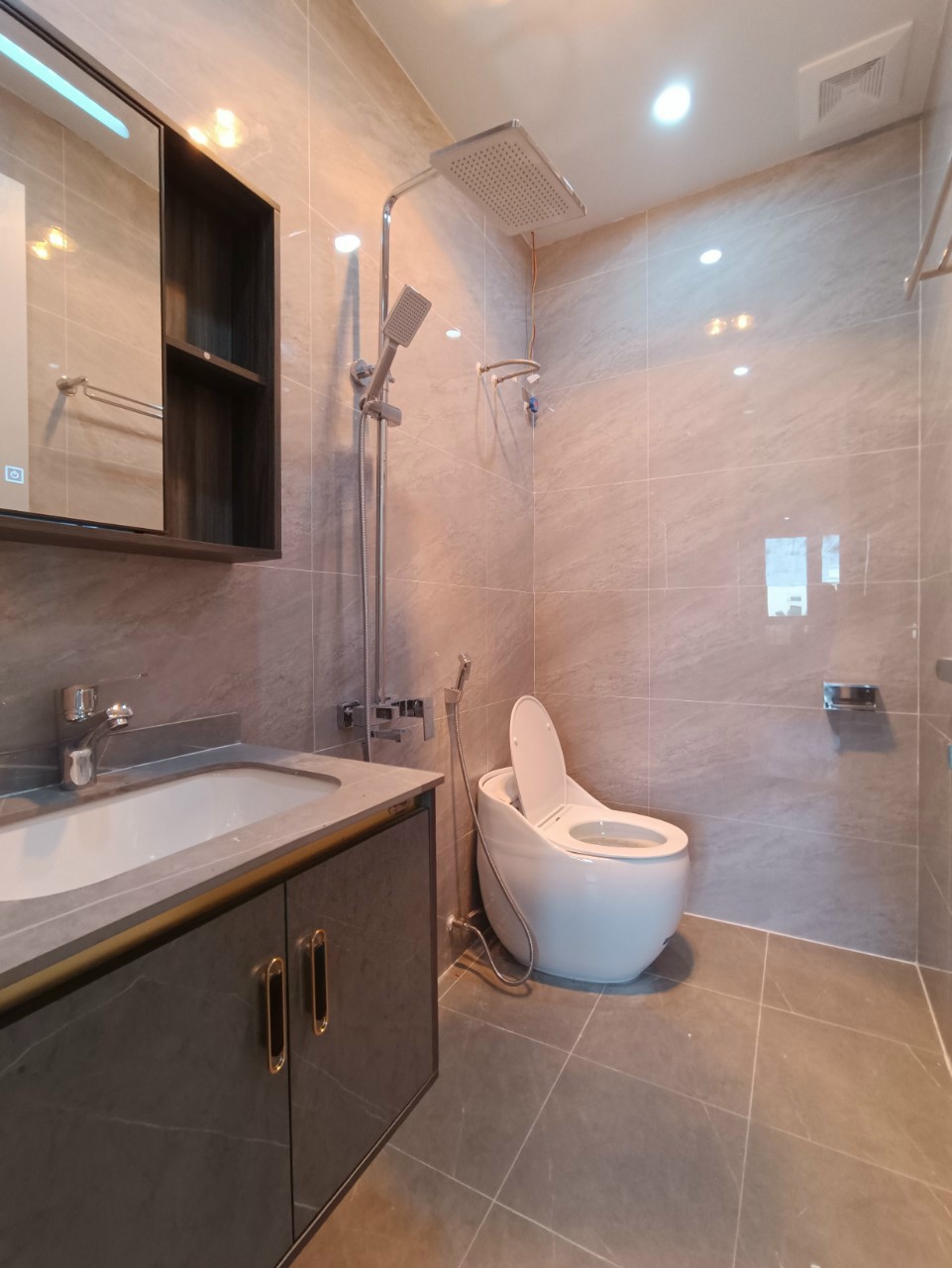 Bán nhà xây mới khu phân lô Lê Hồng Phong lô 16, 52m 4 tầng GIÁ 6.6 tỉ cực đẹp 13838845