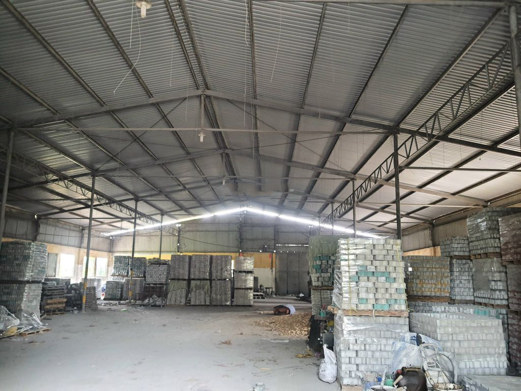 Cần bán hoặc cho thuê Nhà kho, xưởng 2000 m2 xã Tóc Tiên, thị xã Phú Mỹ 13846843