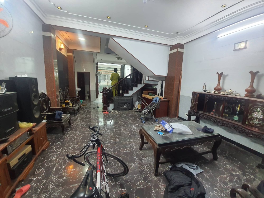 Nhà Mặt Tiền Tân Chánh Hiệp 18 Quận 12 5 Tầng Chỉ 8 Tỷ 5.. 13847365